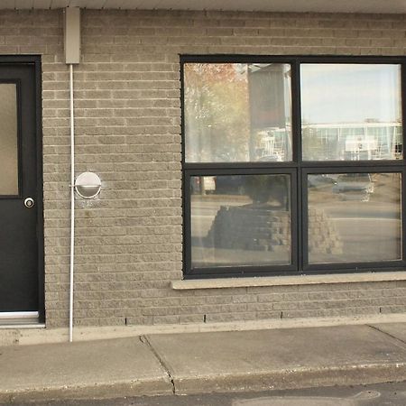 Motel Du Canton Valcourt Εξωτερικό φωτογραφία